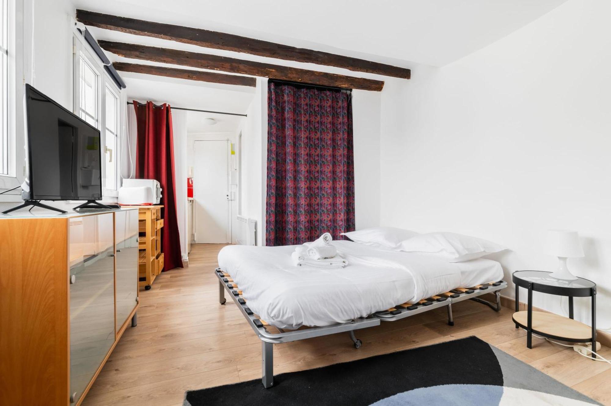 Agreable Studio Coeur De Paris - Paris 6 - 2P - Flat-Guest Bagian luar foto